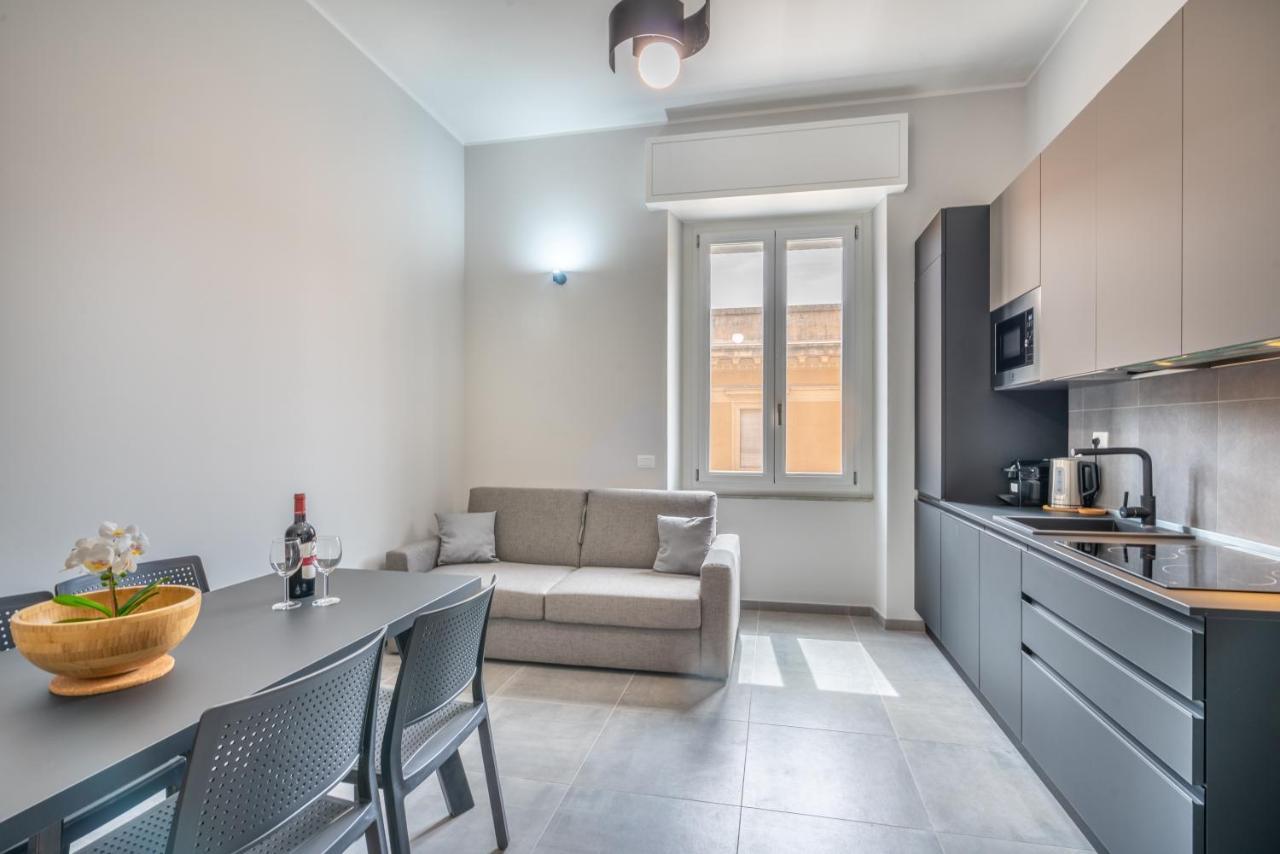 Kuzu Apts - City Center - Wifi Ac Tv Cagliari Buitenkant foto