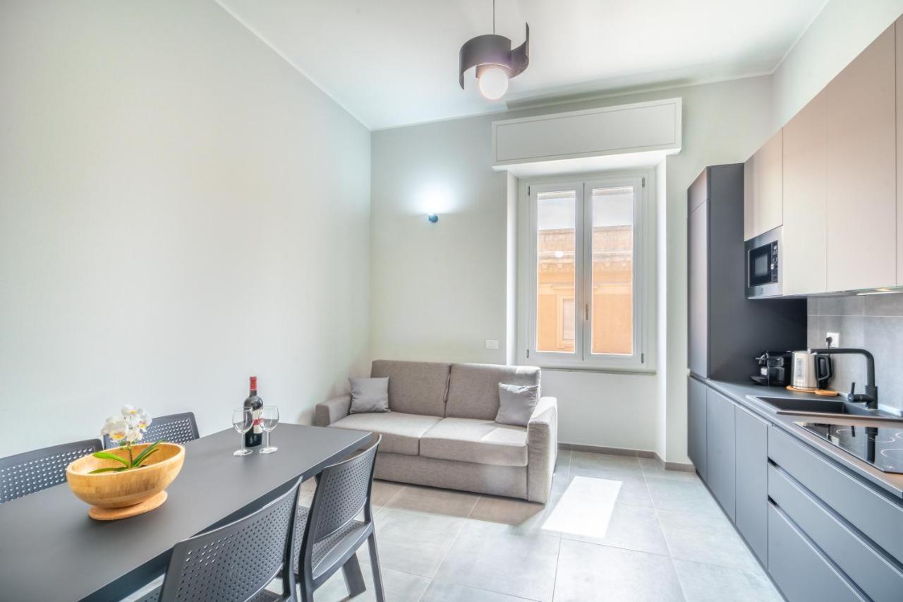 Kuzu Apts - City Center - Wifi Ac Tv Cagliari Buitenkant foto