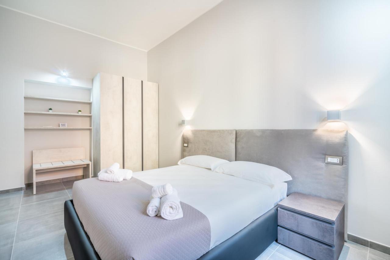 Kuzu Apts - City Center - Wifi Ac Tv Cagliari Buitenkant foto